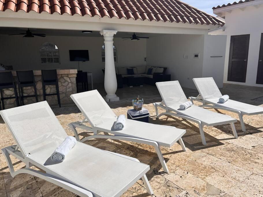 Jolie Villa Entire Villa In Noord, Aruba 棕榈滩 外观 照片